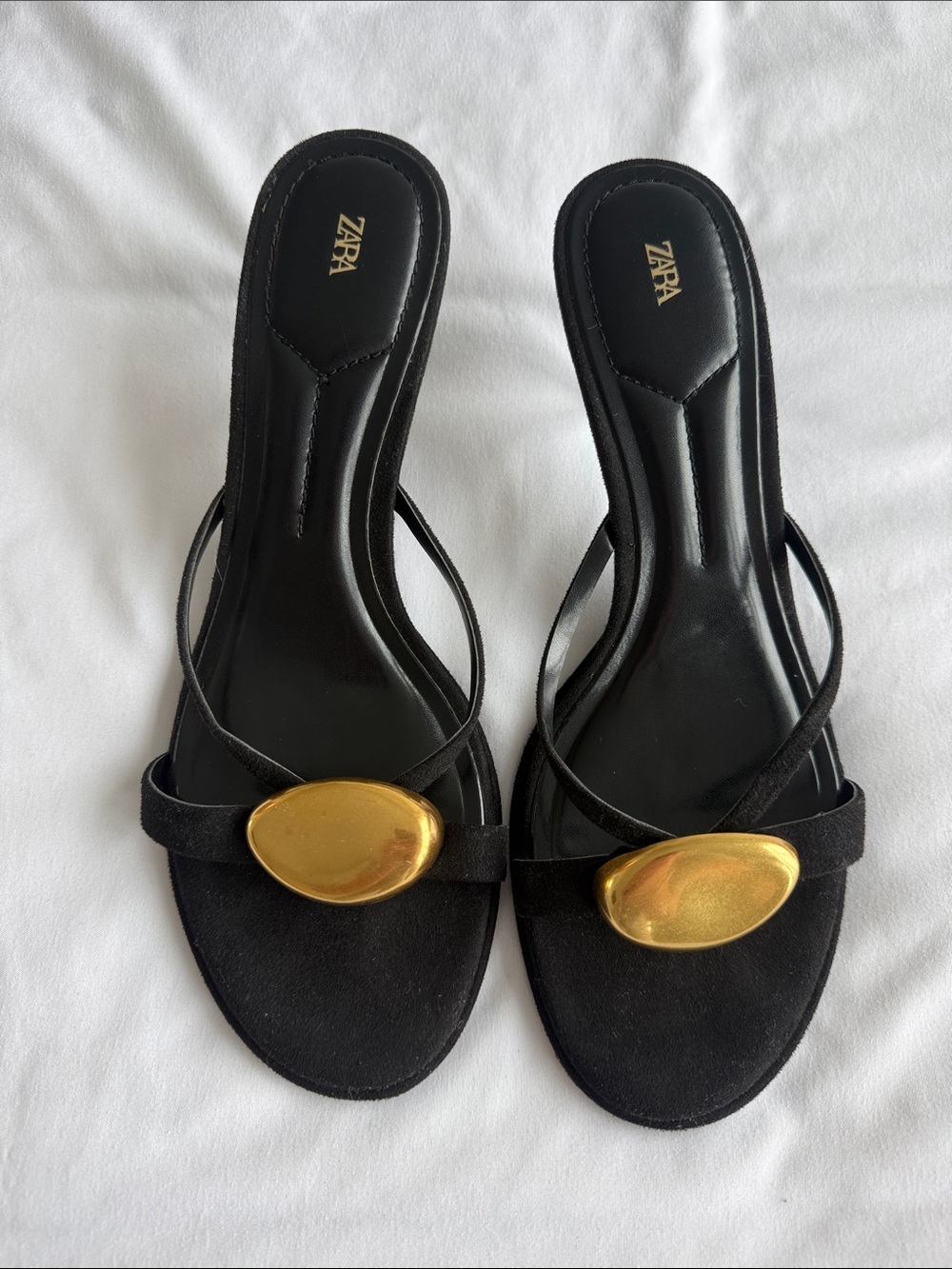 Zara black kitten heels